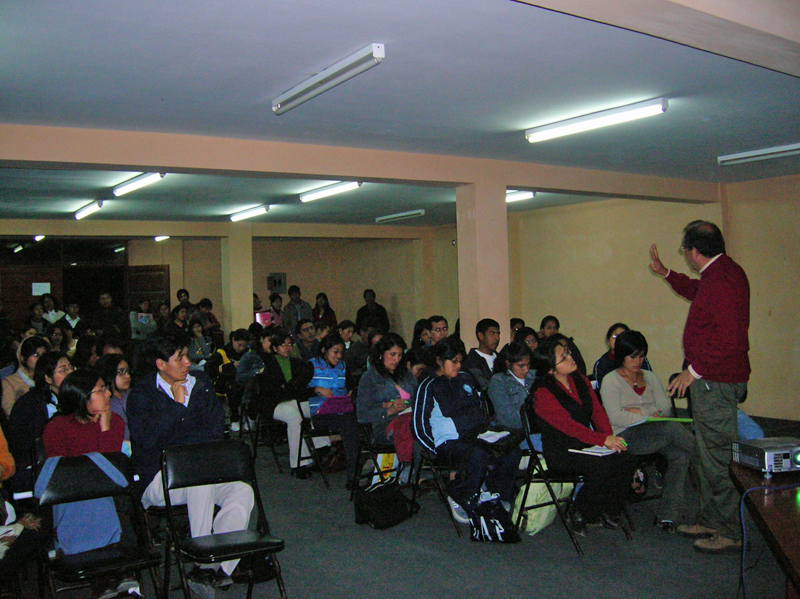 Curso de Formación del Profesorado 2005 (Perú)